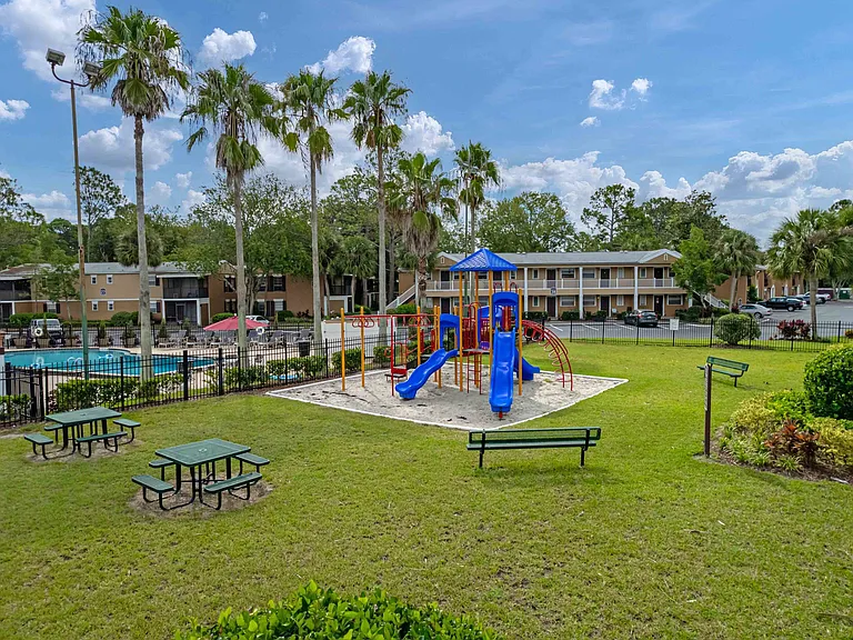 The Park at Milazzo — Photo 31