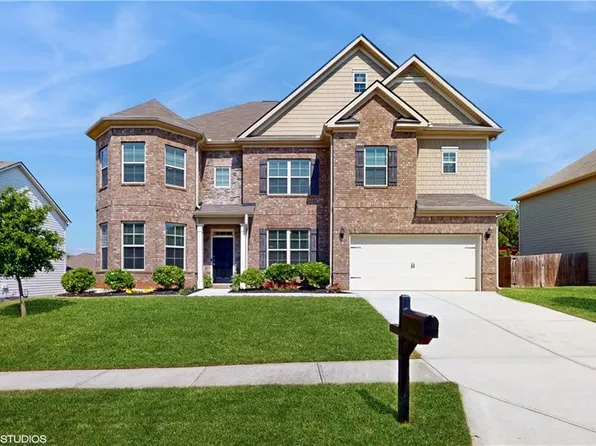 205 Kestrel Cir, Covington, GA 30014
