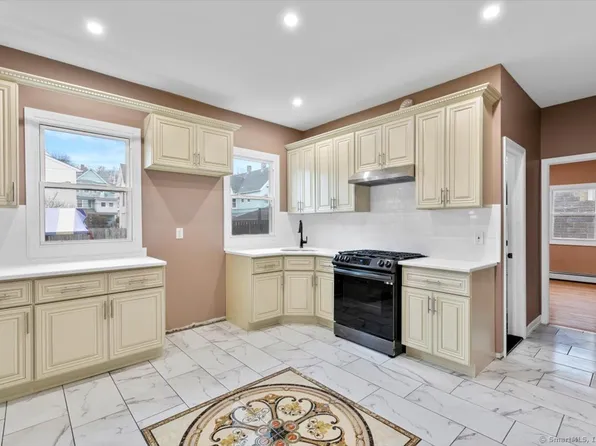 17 Ambrose Street, Waterbury, CT 06705