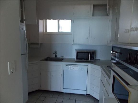 5th image of 345 N Ft Lauderdale Beach #304
