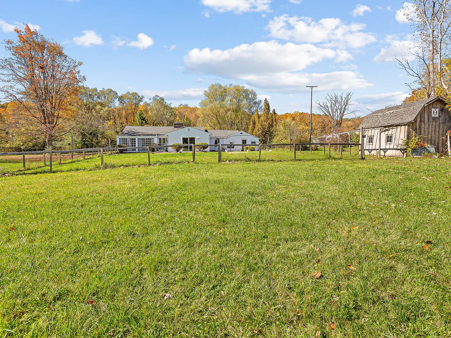 3 bed, 1741 sqft, $2,300 — Photo 3