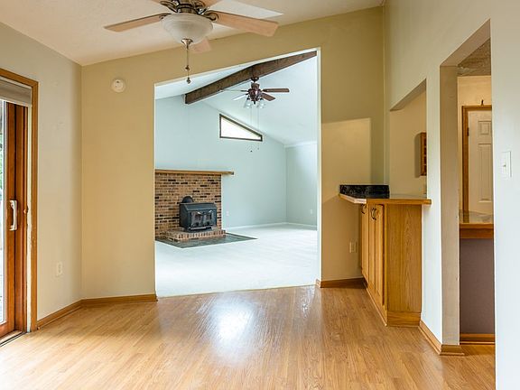 5th image of 1464 Hillside Ave