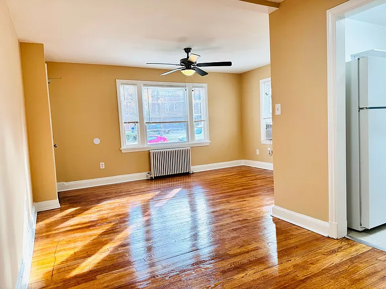 908 Hudson Ave FHY Properties, LLC — Photo 2