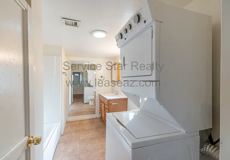 8039 E 5th Ave — Photo 17
