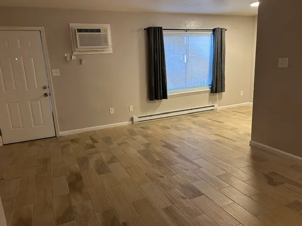 1254 Hanson Ave, Norfolk, VA 23504