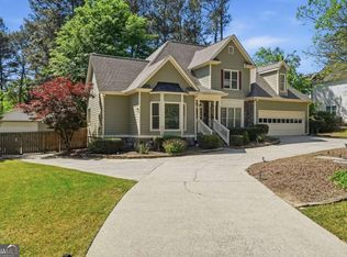 212 Gates Mill Dr, Lawrenceville, GA 30045