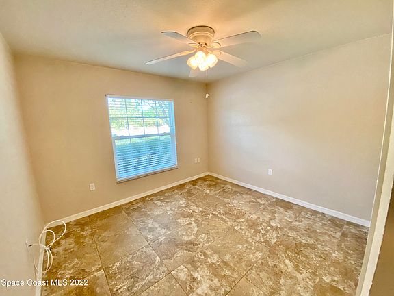 4th image of 505 L M Davey Ln #505