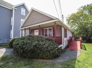 25 Agawam St, Lowell, MA 01852