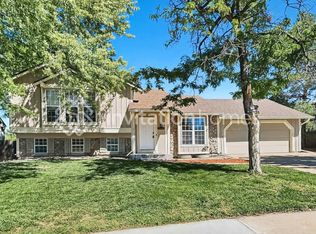 21501 E Aberdeen Dr, Centennial, CO 80015