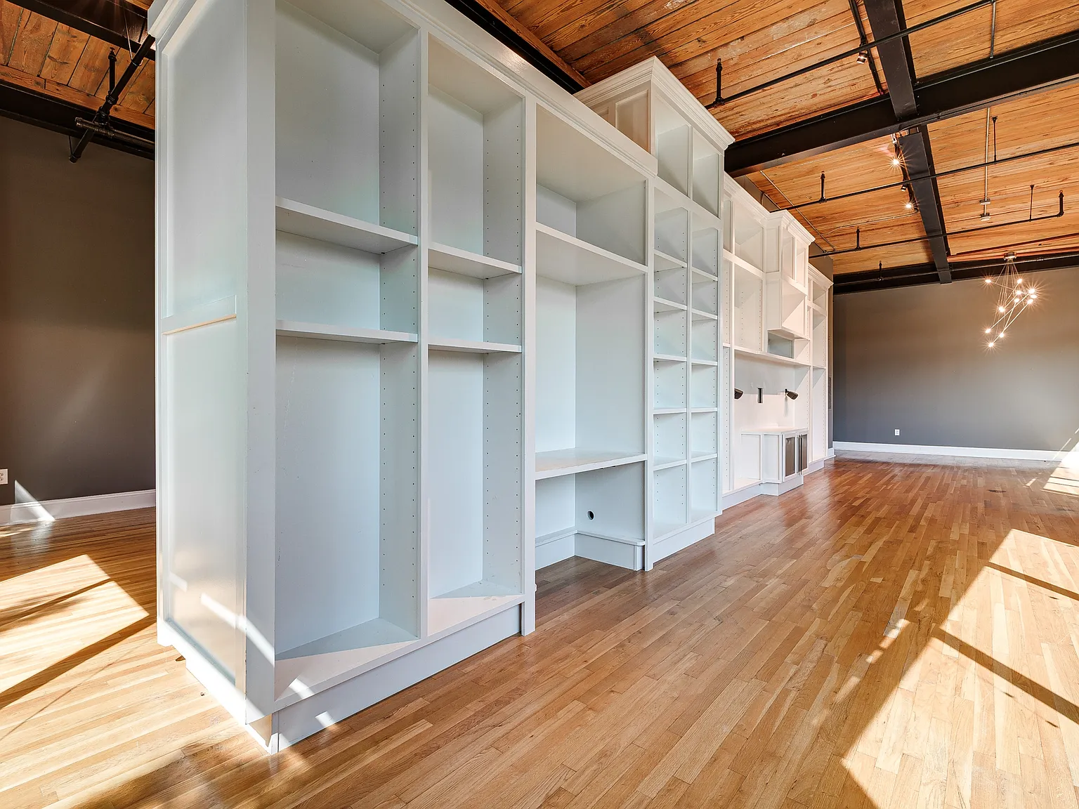 310 Arlington Ave. - Unit 429 — Photo 4