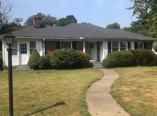 414 Cherrywood Rd, Saint Matthews, KY 40207