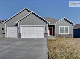 16752 Ruby Way, Basehor, KS 66007