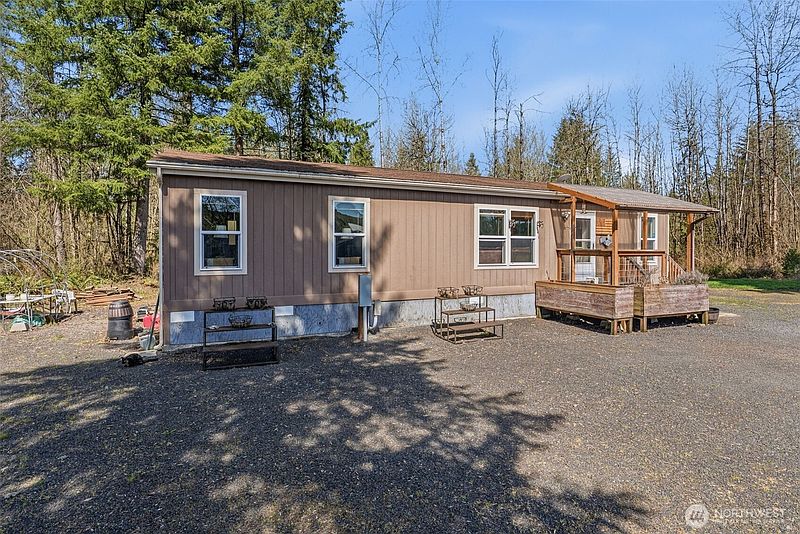 3rd image of 337 Jorgensen Road