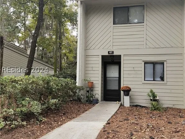 96 Mathews Dr APT 41, Hilton Head Island, SC 29926