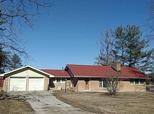 309 E Gordonville Rd, Midland, MI 48640