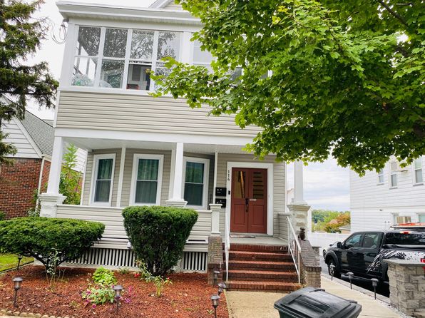 114 Cedar St FLOOR 2