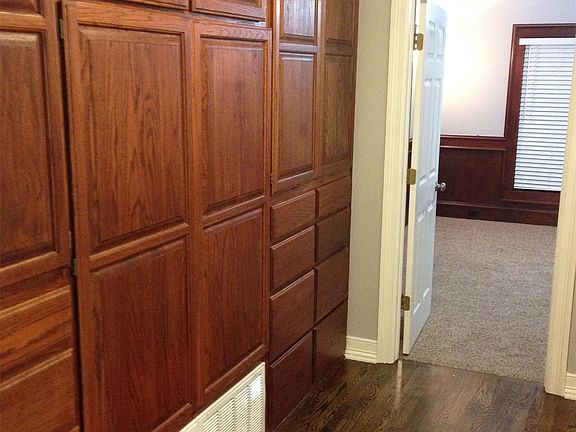 Oak Closet and Drawers for Master Bedroom