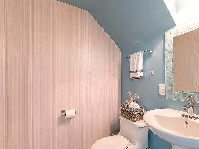 60 SW 13th St #1617 — Photo 25