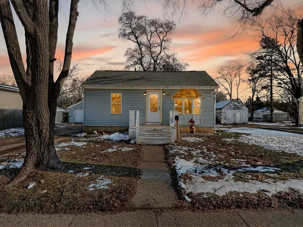 1127 Townline Ave, Beloit, WI 53511