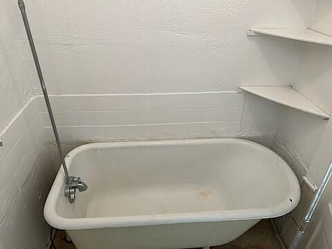 5th image of 817 Myrtle Ave #1