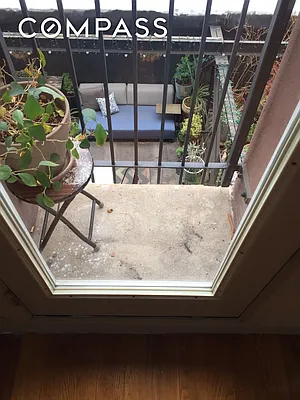 Rented by Compass | media 30