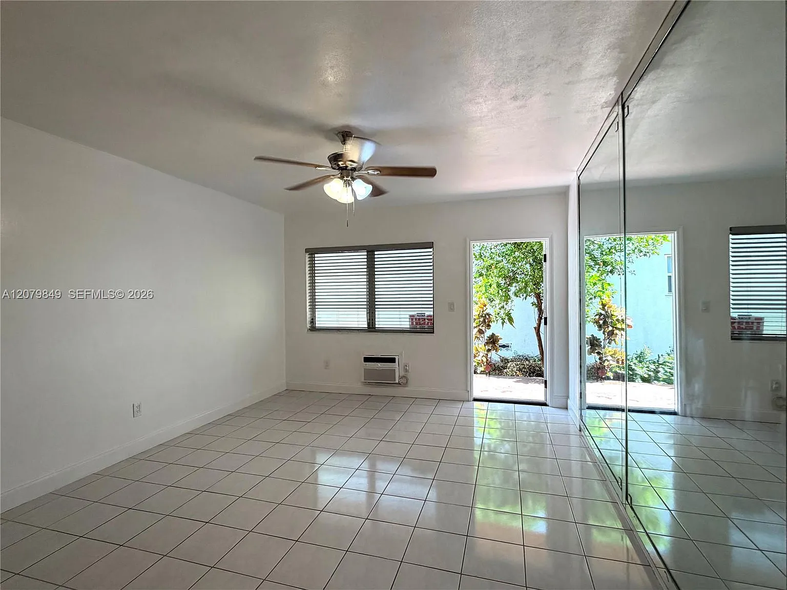 7720 Harding Ave — Photo 4