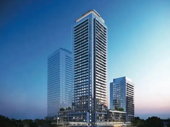 5105 Hurontario St, Mississauga, ON
