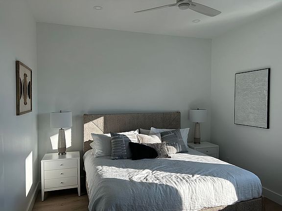 Upper Level Guest Suite