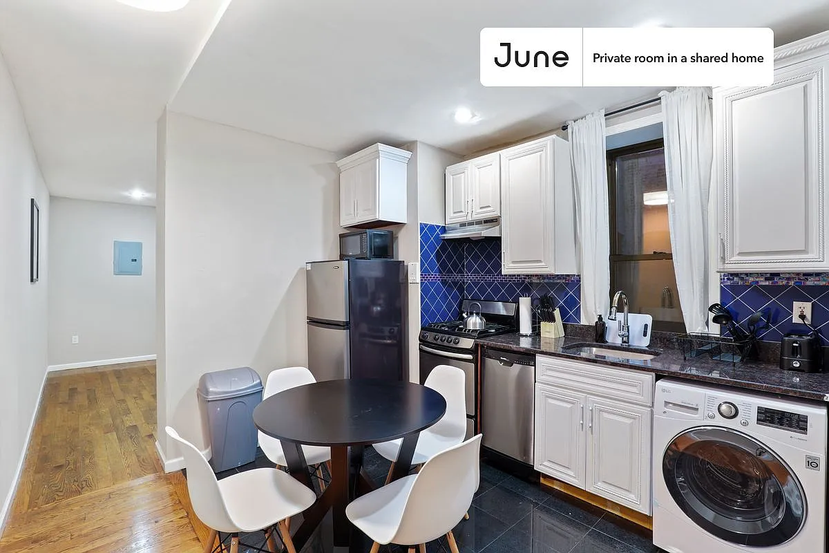Full bedroom in 4 bed/1 bath home in Upper West Side #764 A — Photo 4