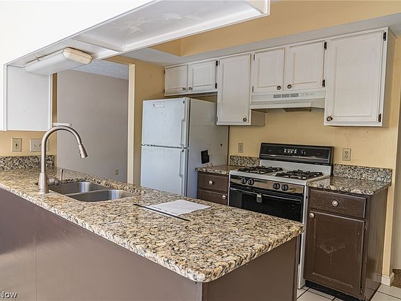 5th image of 3368 Bristol Ln