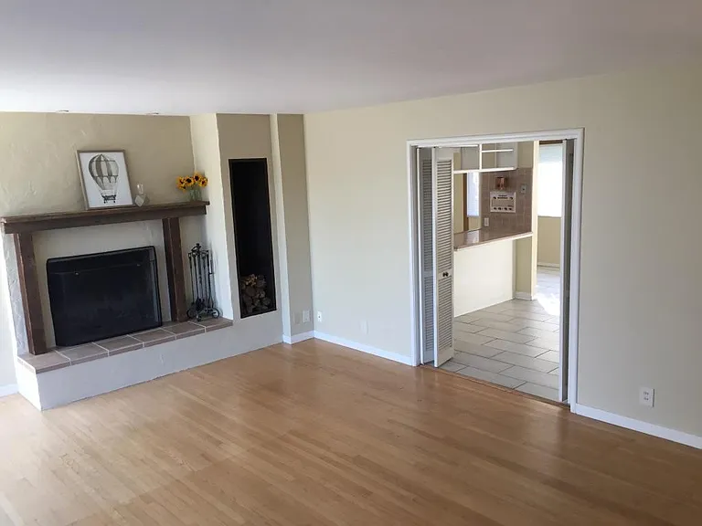 48 Tampa Dr — Photo 17