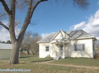 418 John St, Goehner, NE 68364