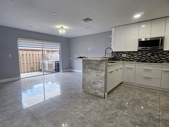 3rd image of 331 Cypress Way W #0