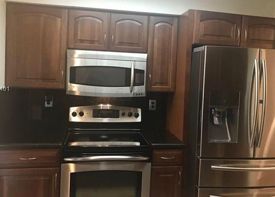 1st image of 8144 NW 15th Mnr