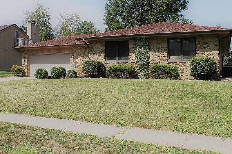 1st image of 1318 Windmill Dr