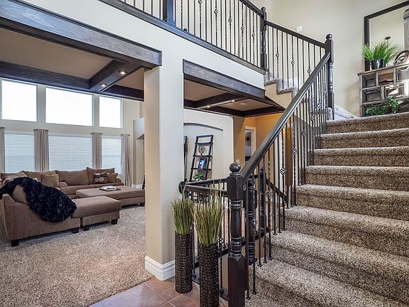 Foyer/Entry