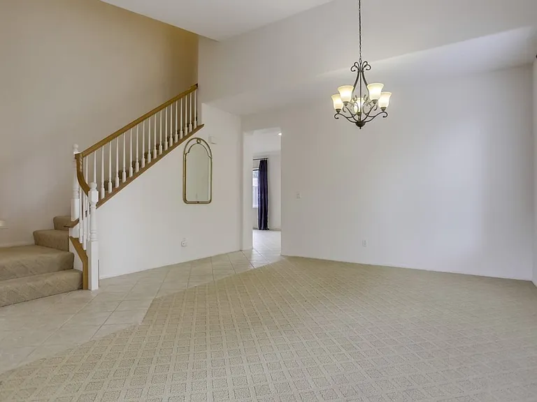 7332 Escallonia Ct — Photo 4