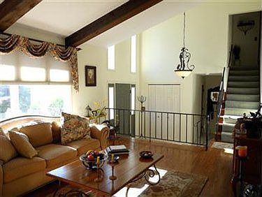 3rd image of 32595 Stony Brook Ln