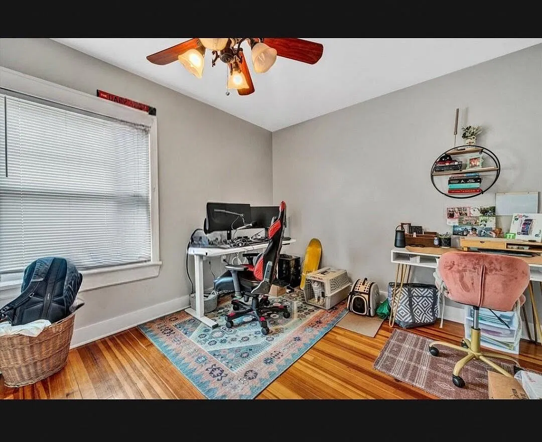 2 bed, 1.0 bath, 900 sqft, $1,350 — Photo 3