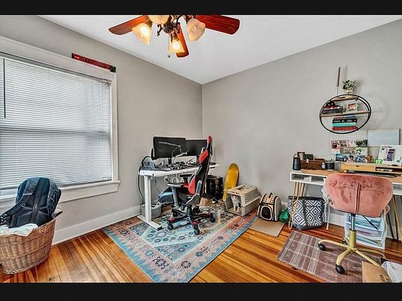 3rd image of 1419 Grandin Rd SW APT 4