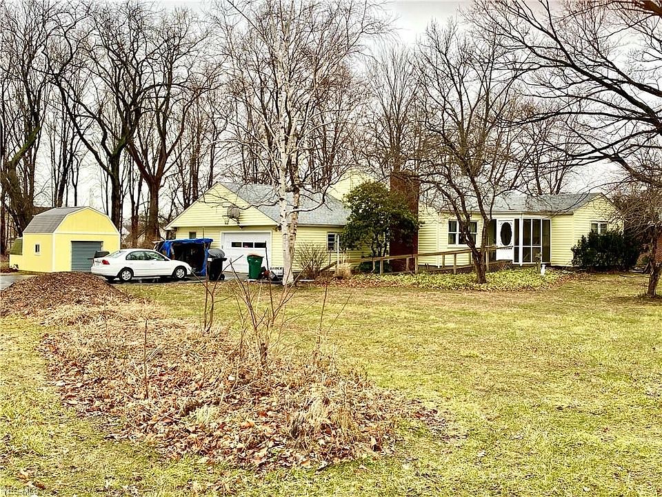 1st image of 9579 Lake Shore Blvd