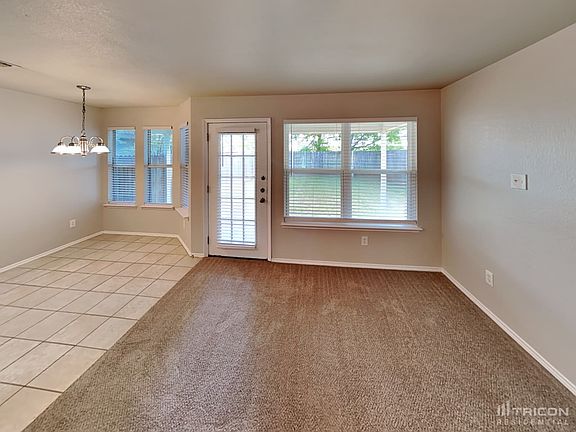 3rd image of 1448 Pine Ln