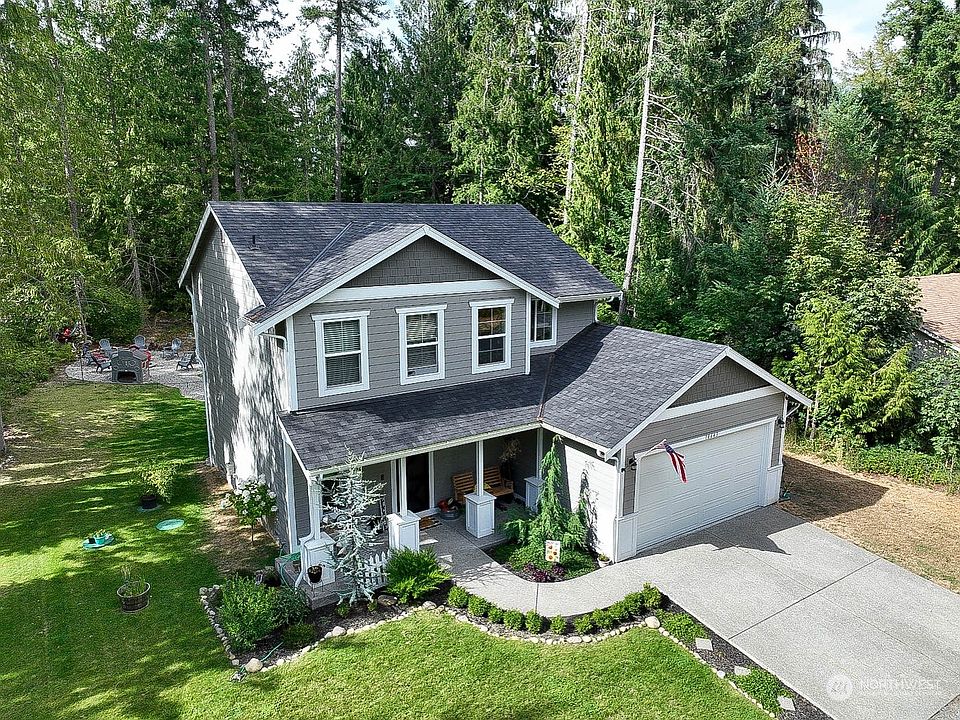 1st image of 18643 Woodside Drive SE
