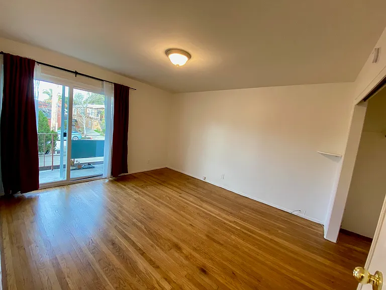 1730 Stuart St — Photo 3