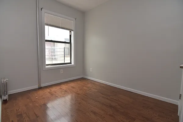 Rented by Compass | media 2