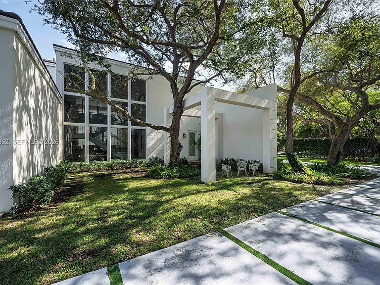 6355 SW 114th St — Photo 4