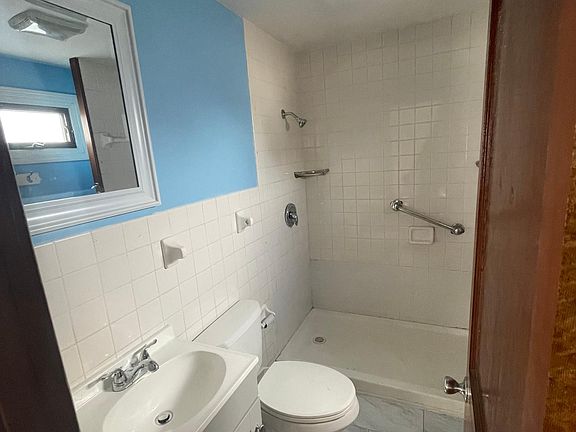 5th image of 52 Gorski St #2