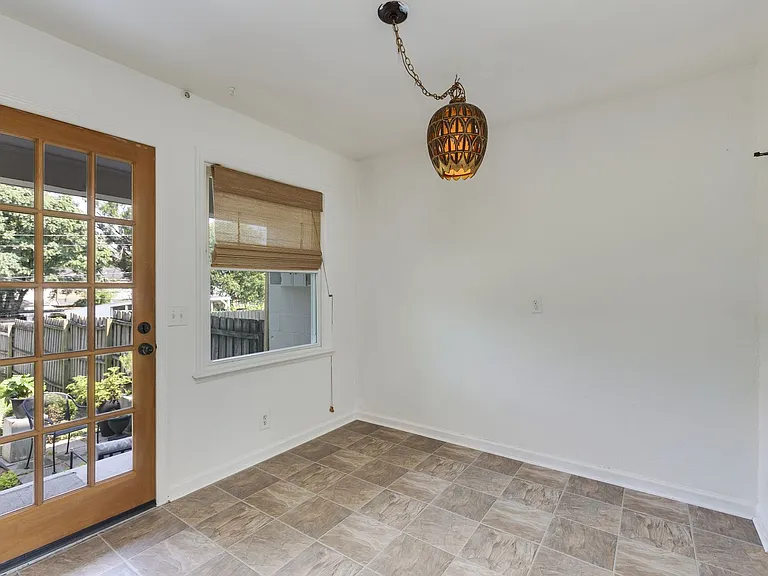 615 Lischey Ave — Photo 10