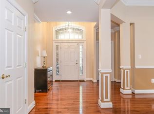 7670 Oak Field Ct, Springfield, VA 22153