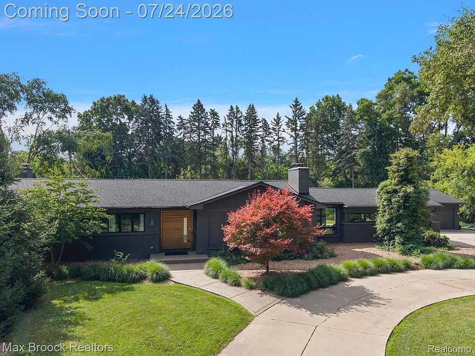 1st image of 5553 Commerce Rd
